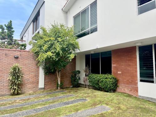 Departamento en Alquiler ubicado en San Isidro