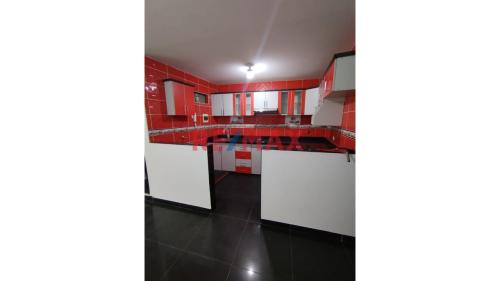Departamento en Venta ubicado en El Agustino a $85,000