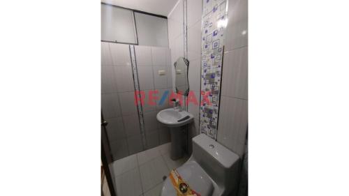 Departamento de 3 dormitorios y 2 baños ubicado en El Agustino Departamento de 3 dormitorios y 2 baños ubicado en El Agustino