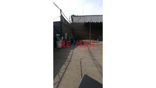 Local Industrial en Venta ubicado en Av. Coronel Nestor Gambetta Local Industrial en Venta ubicado en Av. Coronel Nestor Gambetta