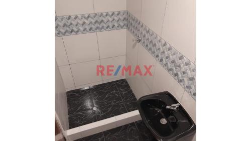 Departamento de 3 dormitorios y 2 baños ubicado en Villa Maria Del Triunfo Departamento de 3 dormitorios y 2 baños ubicado en Villa Maria Del Triunfo