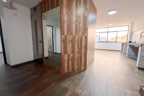 Casa de 8 dormitorios y 3 baños ubicado en Cercado De Lima Casa de 8 dormitorios y 3 baños ubicado en Cercado De Lima