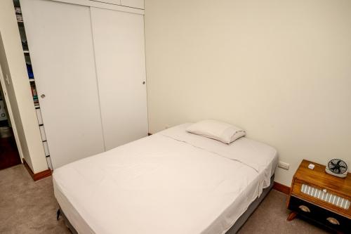Departamento de 2 dormitorios ubicado en Miraflores Departamento de 2 dormitorios ubicado en Miraflores
