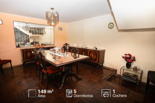Casa de 5 dormitorios ubicado en Pueblo Libre Casa de 5 dormitorios ubicado en Pueblo Libre