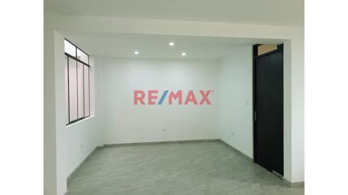 Departamento de 3 dormitorios y 2 baños ubicado en San Martin De Porres Departamento de 3 dormitorios y 2 baños ubicado en San Martin De Porres