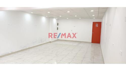 Amplio Local comercial ubicado en San Juan De Miraflores Amplio Local comercial ubicado en San Juan De Miraflores