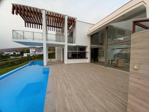 Casa de Campo en Venta ubicado en Asia Casa de Campo en Venta ubicado en Asia