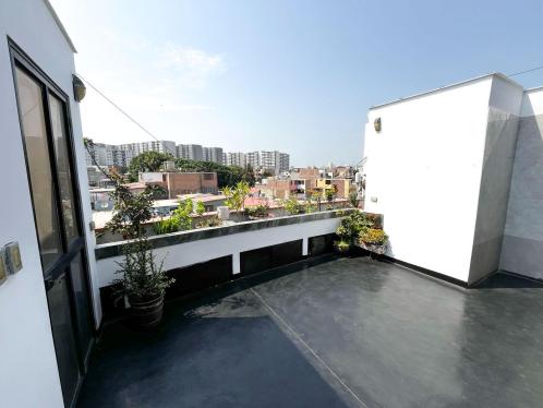 Departamento de 2 dormitorios y 2 baños ubicado en Bellavista Departamento de 2 dormitorios y 2 baños ubicado en Bellavista