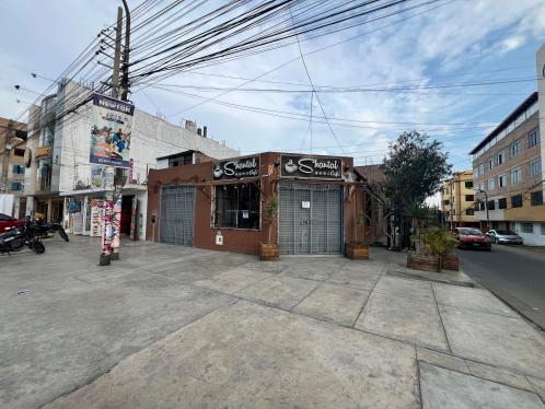 Casa en Venta ubicado en San Martin De Porres a $149,999 Casa en Venta ubicado en San Martin De Porres a $149,999