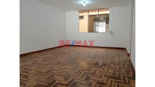 Departamento en Alquiler ubicado en San Juan De Miraflores a $463
