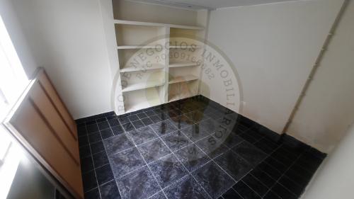 Cerca de puertos Cerca de puertos