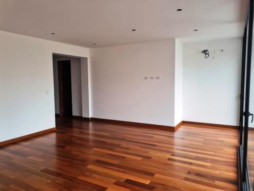 Departamento de 3 dormitorios ubicado en San Isidro Departamento de 3 dormitorios ubicado en San Isidro