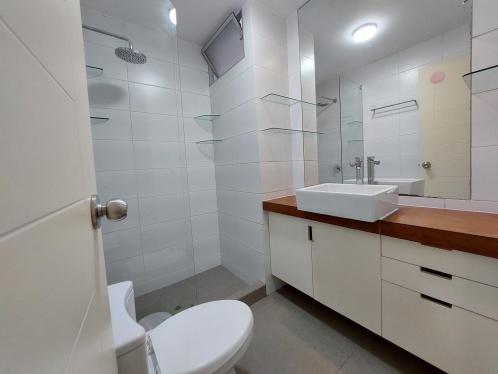 Baño de servicio Baño de servicio