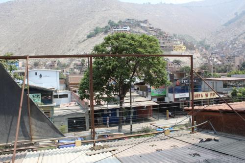 Amplio Local comercial ubicado en Lurigancho Amplio Local comercial ubicado en Lurigancho