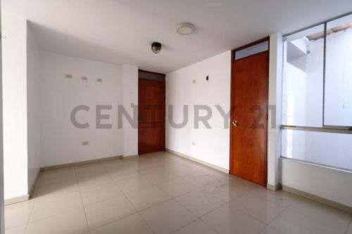 Departamento de 2 dormitorios y 1 baños ubicado en Santa Anita Departamento de 2 dormitorios y 1 baños ubicado en Santa Anita