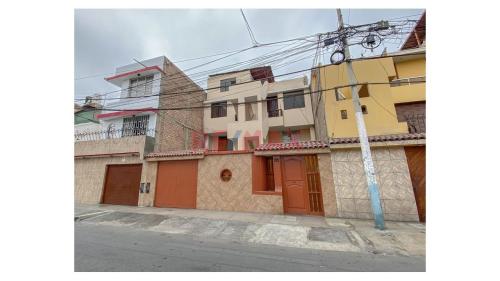 Casa en Venta ubicado en La Perla Casa en Venta ubicado en La Perla