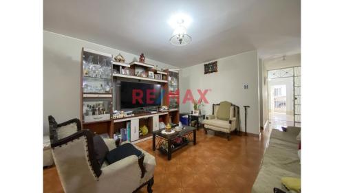 Casa en Venta ubicado en Los Olivos Casa en Venta ubicado en Los Olivos