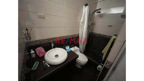 Casa en Venta ubicado en Jiron Piedra Bigua Casa en Venta ubicado en Jiron Piedra Bigua