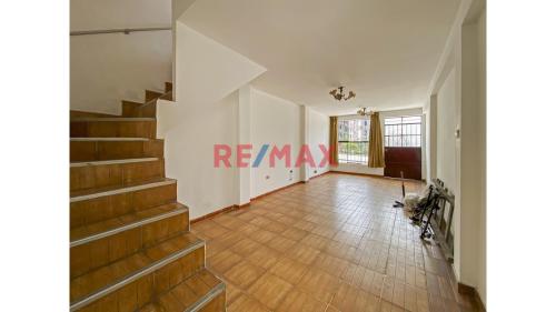 Casa en Venta ubicado en Jiron Ciro Alegria Casa en Venta ubicado en Jiron Ciro Alegria