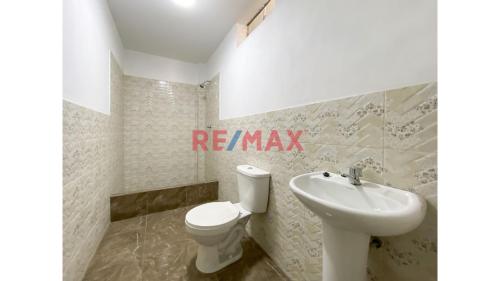 Departamento de 3 dormitorios y 1 baños ubicado en Comas Departamento de 3 dormitorios y 1 baños ubicado en Comas