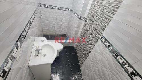 Departamento de 2 dormitorios y 2 baños ubicado en San Juan De Lurigancho Departamento de 2 dormitorios y 2 baños ubicado en San Juan De Lurigancho