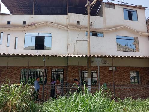 Casa de 6 dormitorios ubicado en Puente Piedra Casa de 6 dormitorios ubicado en Puente Piedra