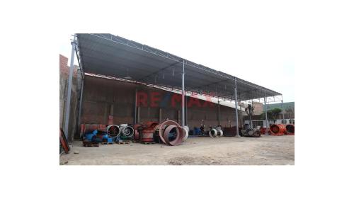 Local Industrial de 5 dormitorios ubicado en San Martin De Porres Local Industrial de 5 dormitorios ubicado en San Martin De Porres