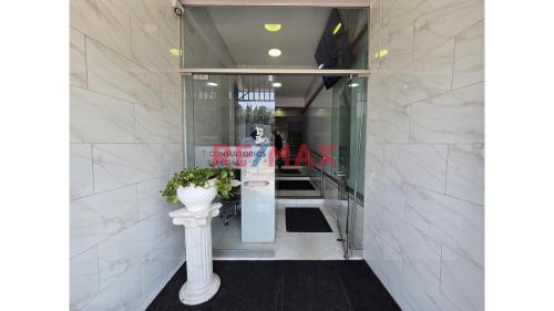 Oficina en Alquiler ubicado en Av. Arequipa Oficina en Alquiler ubicado en Av. Arequipa
