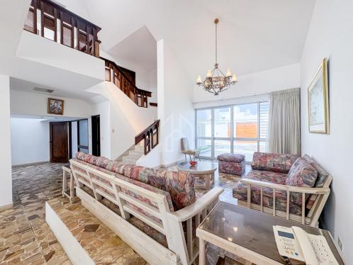 Casa de Playa de 4 dormitorios y 3 baños ubicado en Santa Maria Del Mar Casa de Playa de 4 dormitorios y 3 baños ubicado en Santa Maria Del Mar