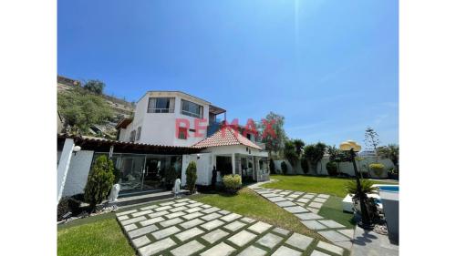 Casa en Venta ubicado en Calle Punta Arenas Casa en Venta ubicado en Calle Punta Arenas