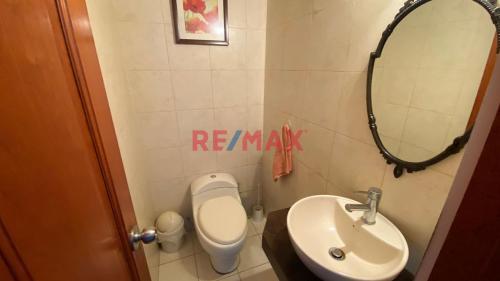 Departamento de 3 dormitorios y 2 baños ubicado en San Borja Departamento de 3 dormitorios y 2 baños ubicado en San Borja