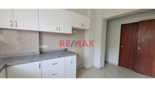 Departamento de 3 dormitorios ubicado en San Juan De Miraflores Departamento de 3 dormitorios ubicado en San Juan De Miraflores