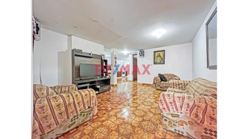 Departamento de 2 dormitorios y 2 baños ubicado en San Juan De Lurigancho Departamento de 2 dormitorios y 2 baños ubicado en San Juan De Lurigancho