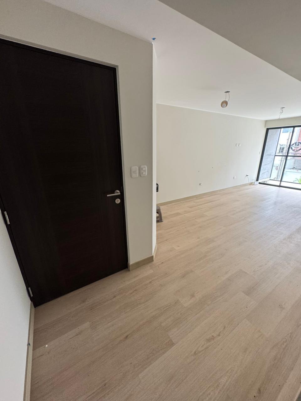 Departamento de 2 dormitorios y 2 baños ubicado en Magdalena Del Mar Departamento de 2 dormitorios y 2 baños ubicado en Magdalena Del Mar