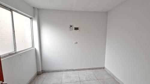 Amplio Local comercial ubicado en San Juan De Lurigancho Amplio Local comercial ubicado en San Juan De Lurigancho