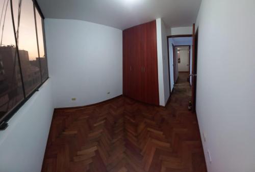 Estacionamiento paralelo Estacionamiento paralelo