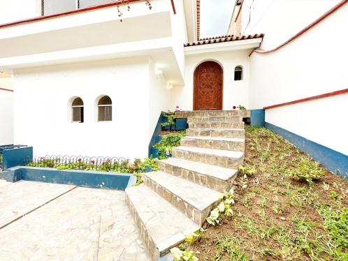 Casa en Alquiler ubicado en Santiago De Surco Casa en Alquiler ubicado en Santiago De Surco