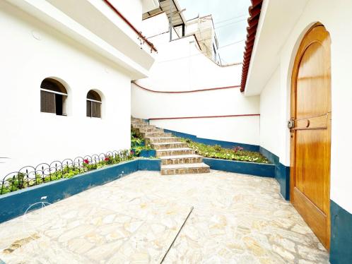 Casa en Alquiler ubicado en Los Vicus Casa en Alquiler ubicado en Los Vicus