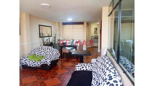 Casa de 5 dormitorios ubicado en Ventanilla Casa de 5 dormitorios ubicado en Ventanilla
