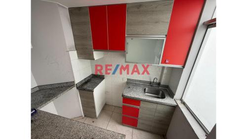 Departamento de 2 dormitorios y 1 baños ubicado en Santiago De Surco Departamento de 2 dormitorios y 1 baños ubicado en Santiago De Surco