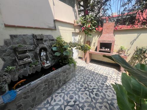 Departamento de 3 dormitorios y 1 baños ubicado en Santiago De Surco Departamento de 3 dormitorios y 1 baños ubicado en Santiago De Surco