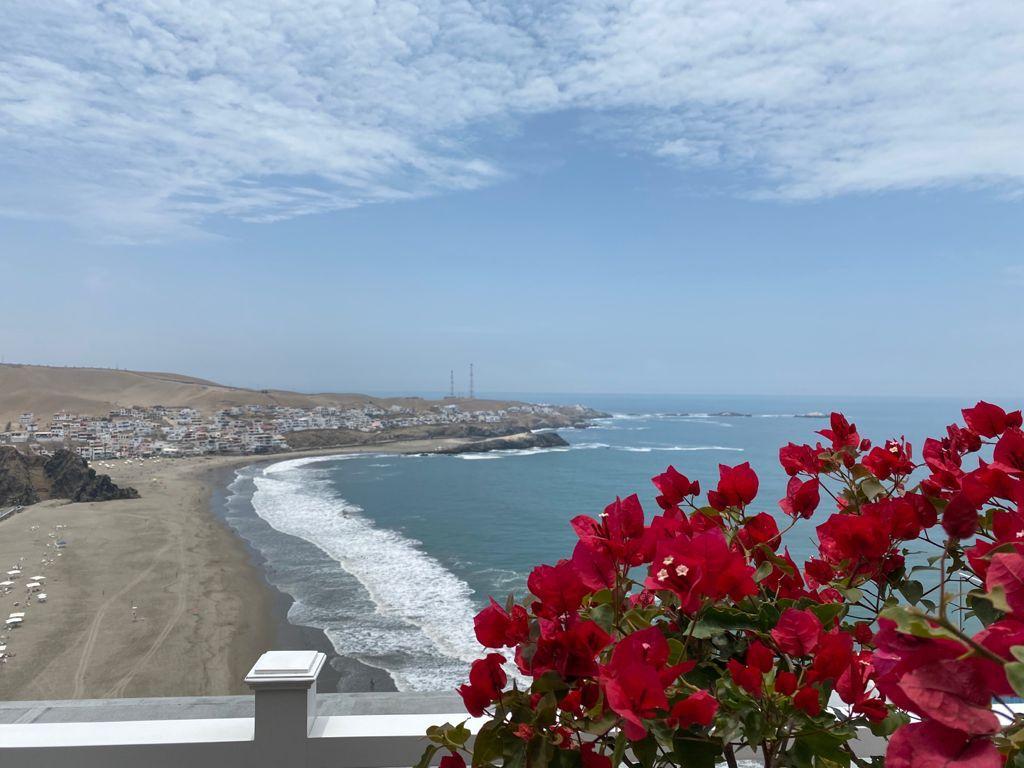 Casa de Playa en Venta ubicado en Lomas De Mar Casa de Playa en Venta ubicado en Lomas De Mar
