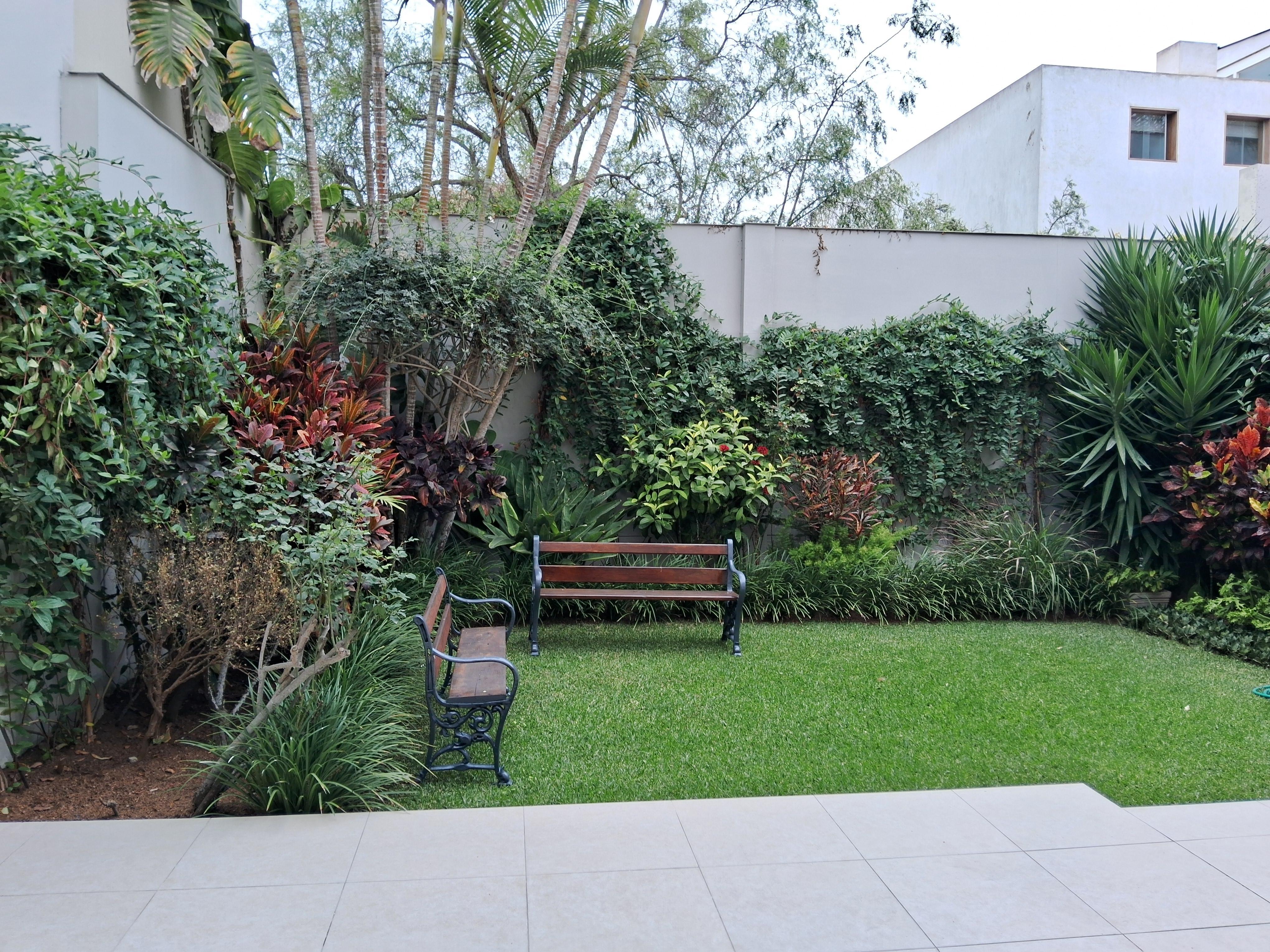 Casa de 4 dormitorios y 2 baños ubicado en San Isidro Casa de 4 dormitorios y 2 baños ubicado en San Isidro