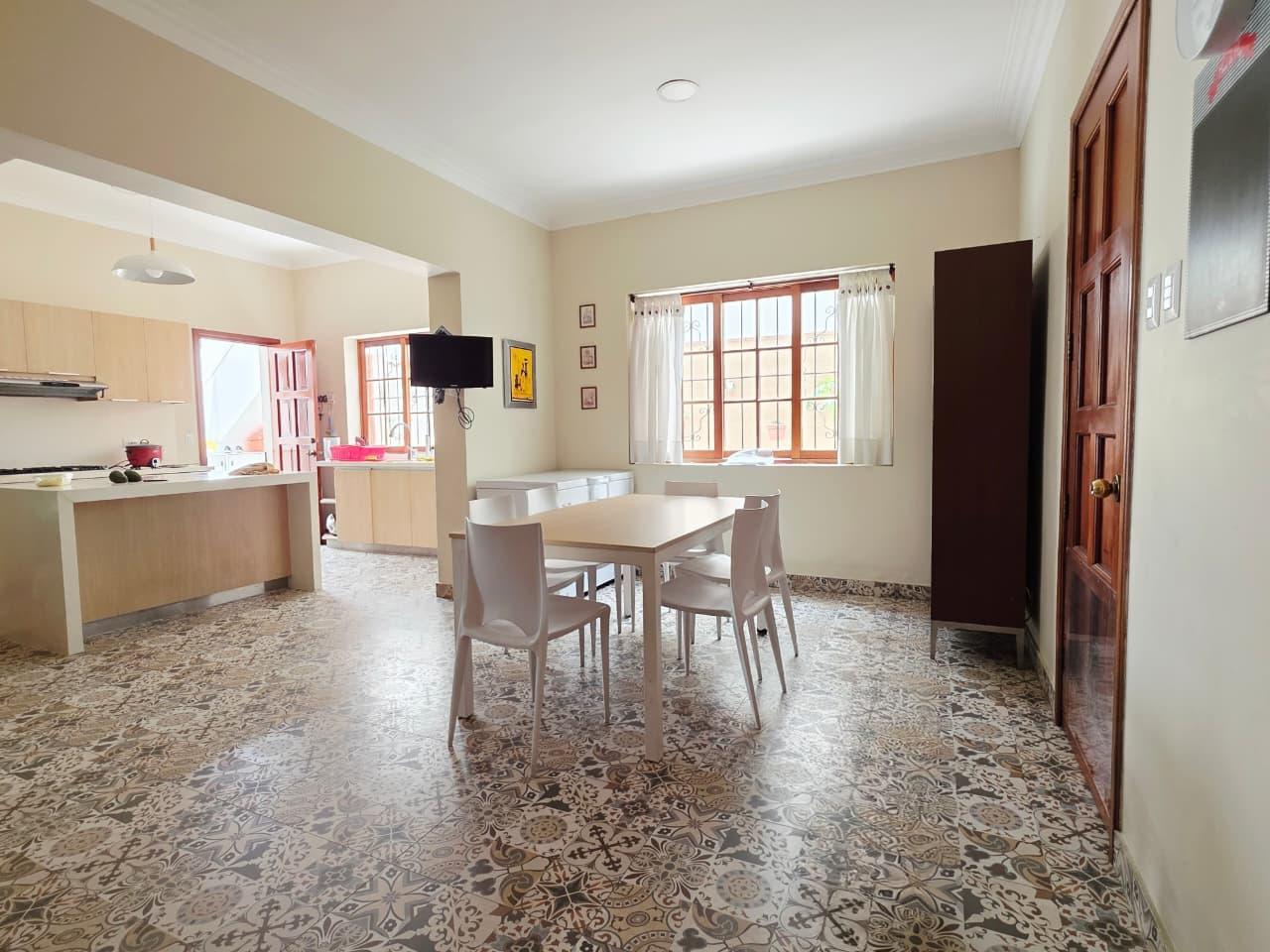 Casa de 4 dormitorios y 4 baños ubicado en Pachacamac Casa de 4 dormitorios y 4 baños ubicado en Pachacamac
