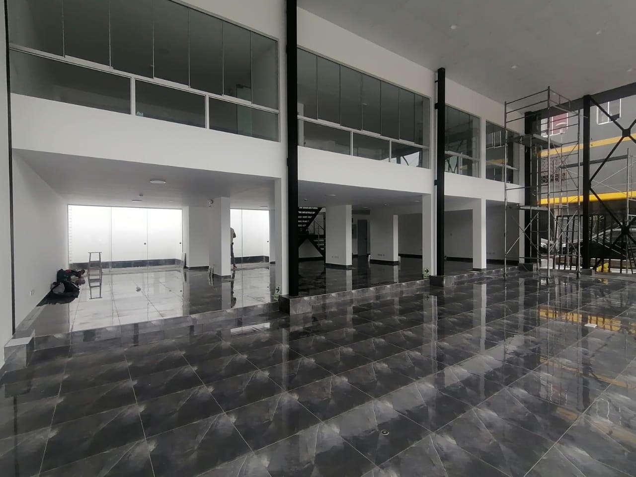 Local comercial en Venta ubicado en Av. Primavera 1277 Local comercial en Venta ubicado en Av. Primavera 1277