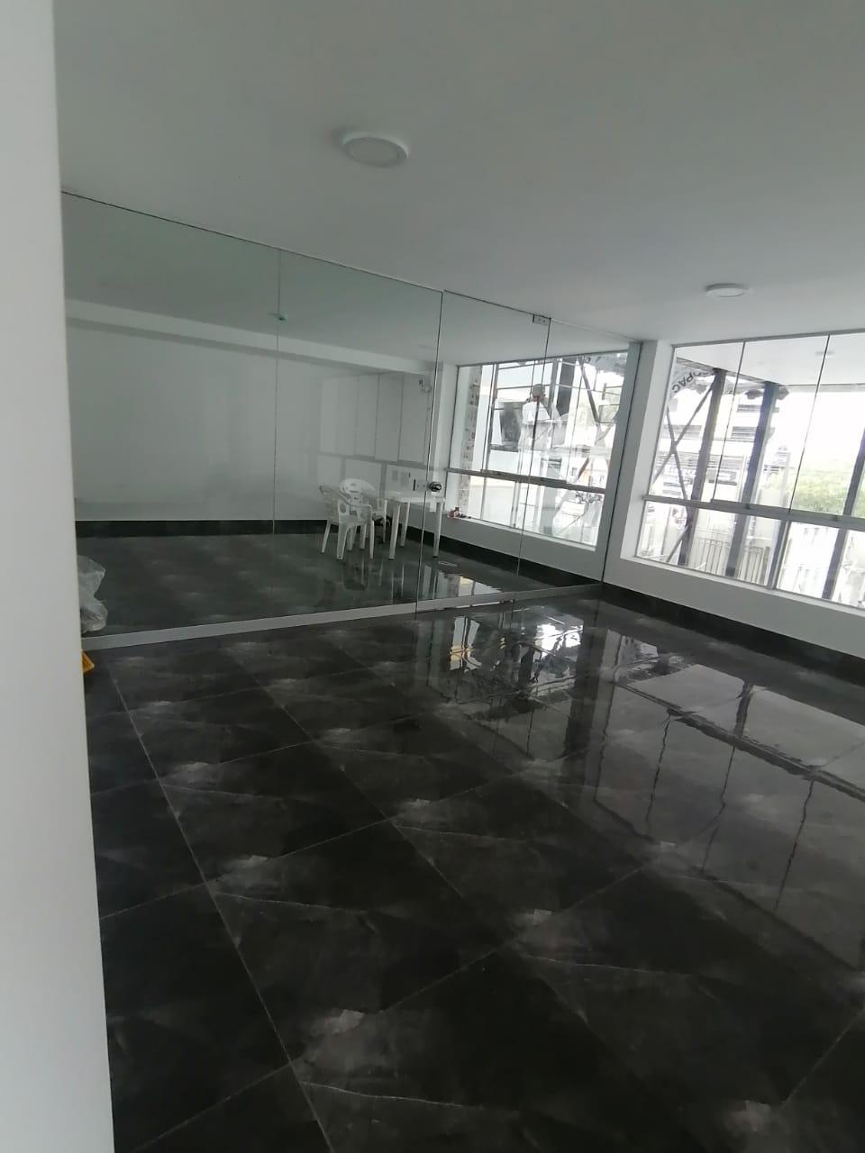 Local comercial de ocasión ubicado en Santiago De Surco Local comercial de ocasión ubicado en Santiago De Surco