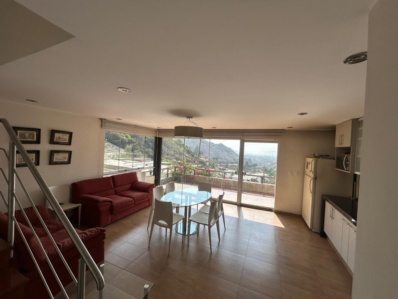 Casa de Campo de 3 dormitorios ubicado en Ate Vitarte Casa de Campo de 3 dormitorios ubicado en Ate Vitarte