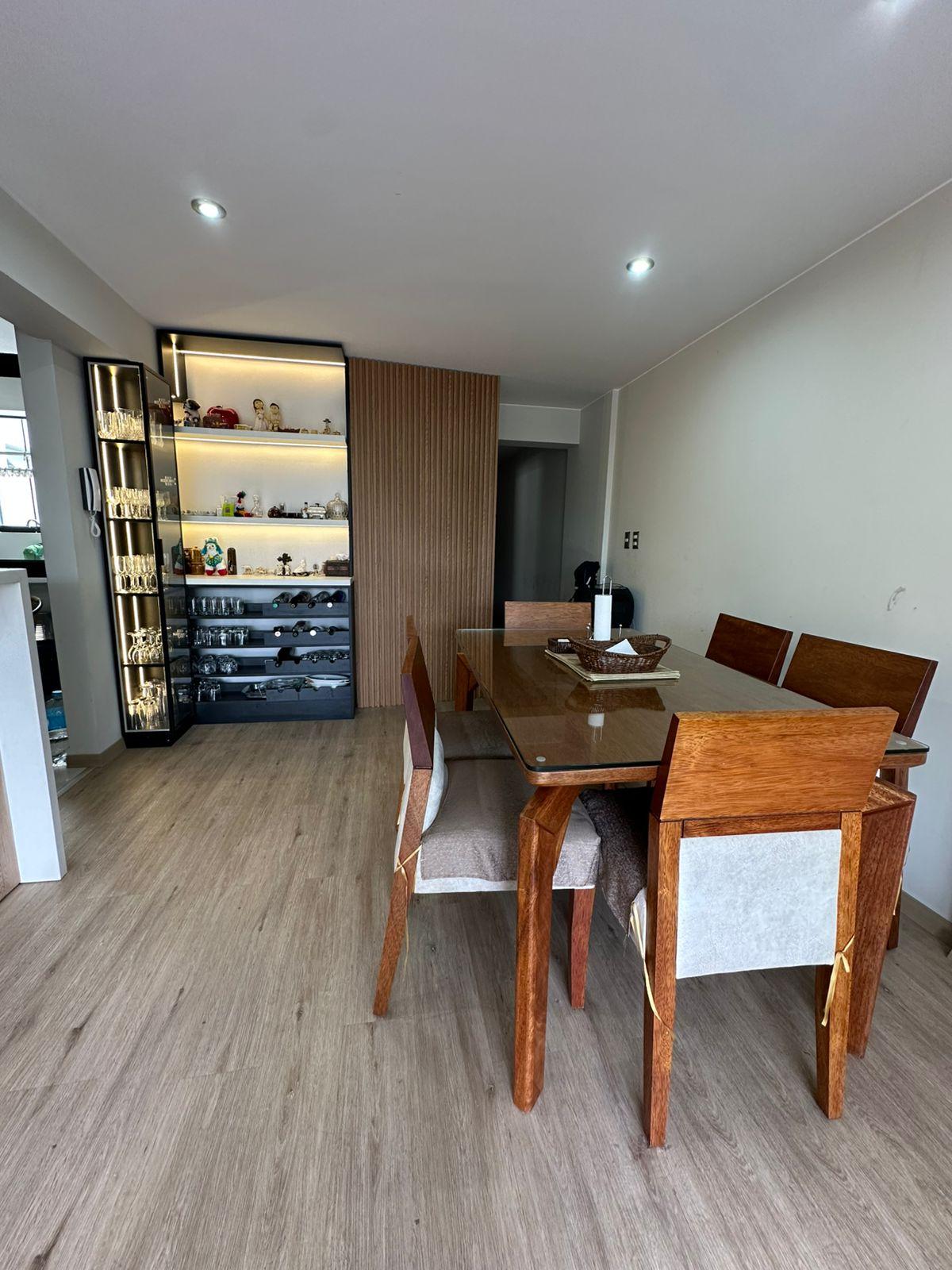 Departamento de 3 dormitorios y 2 baños ubicado en Santiago De Surco Departamento de 3 dormitorios y 2 baños ubicado en Santiago De Surco