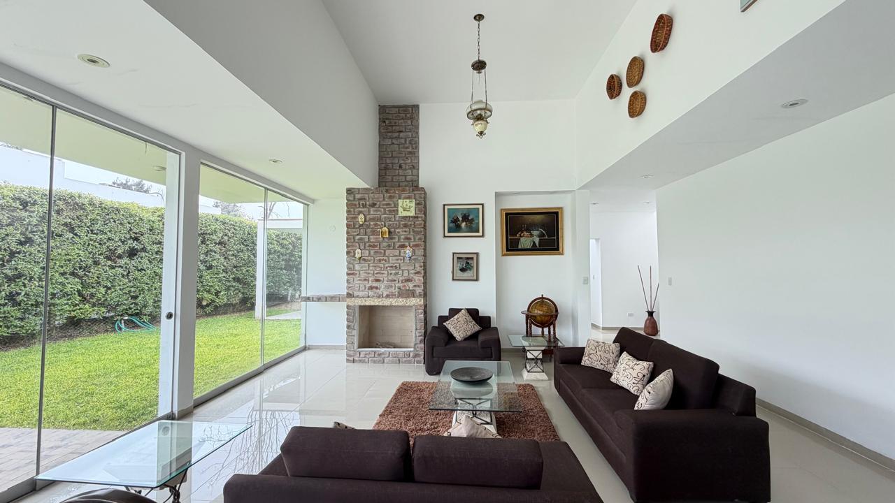 Casa en Venta de 3 dormitorios ubicado en Lurin Casa en Venta de 3 dormitorios ubicado en Lurin