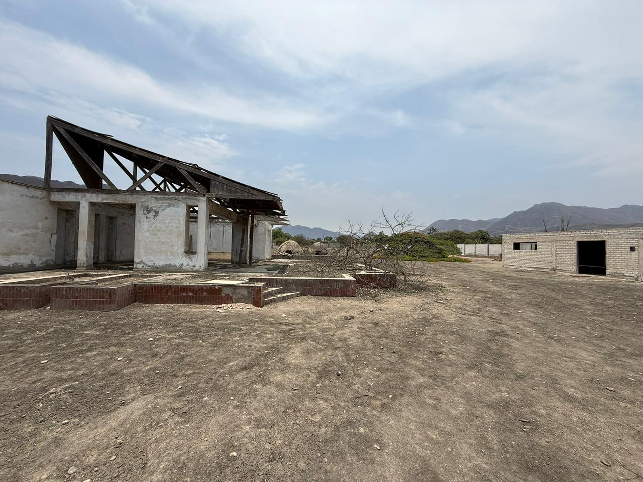 Amplio Terreno Comercial ubicado en Pachacamac Amplio Terreno Comercial ubicado en Pachacamac